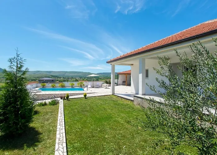 Semesterbostad Buna Breeze *