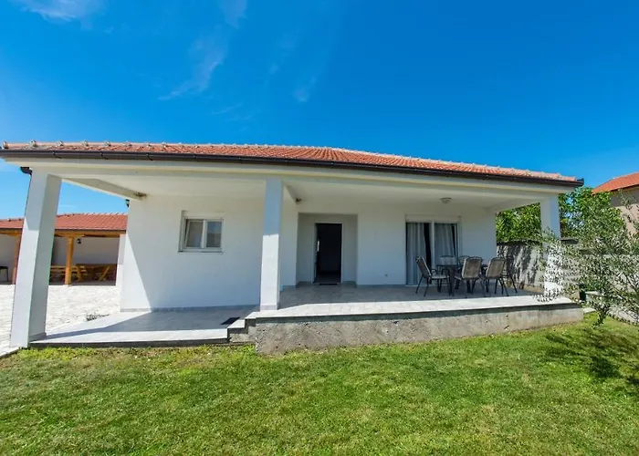 Semesterbostad Buna Breeze