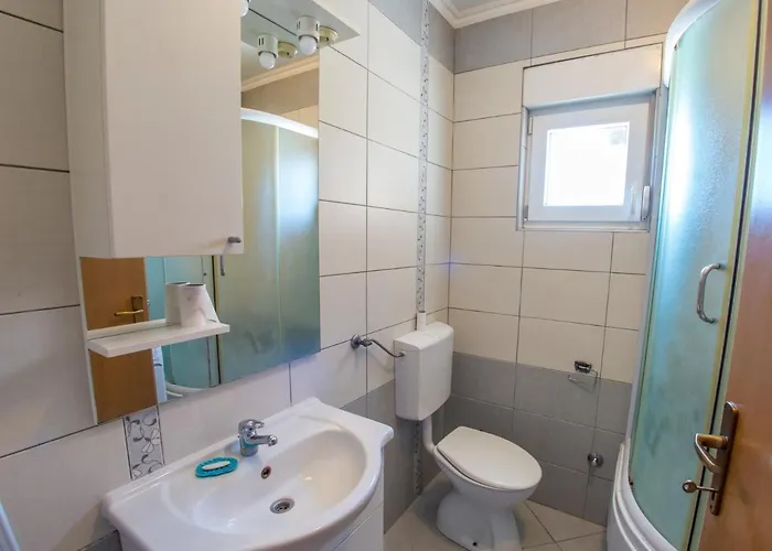 Semesterbostad Buna Breeze